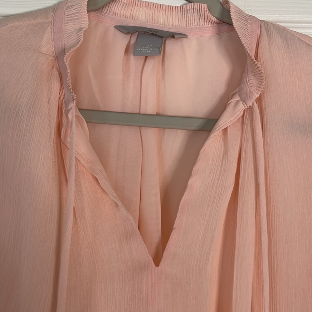 H&M Crinkled Chiffon Blouse, Size S - Picture 4 of 8